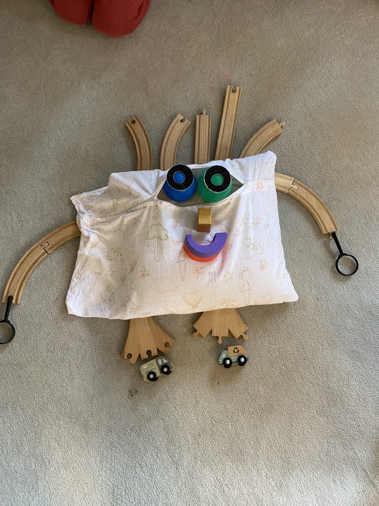 Monstruo Lou para trabajar la explotación didáctica del corto Lou para niños ELE